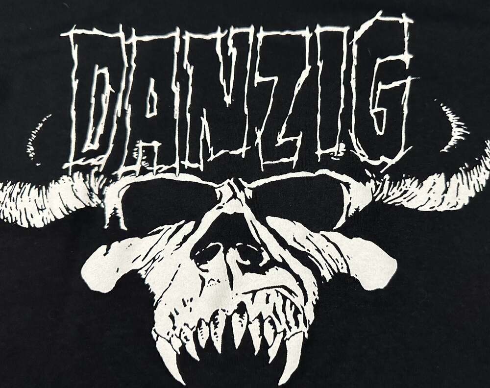 Danzig Classic Skull Logo Graphic T-Shirt Black Size Small - Picture 3 of 4